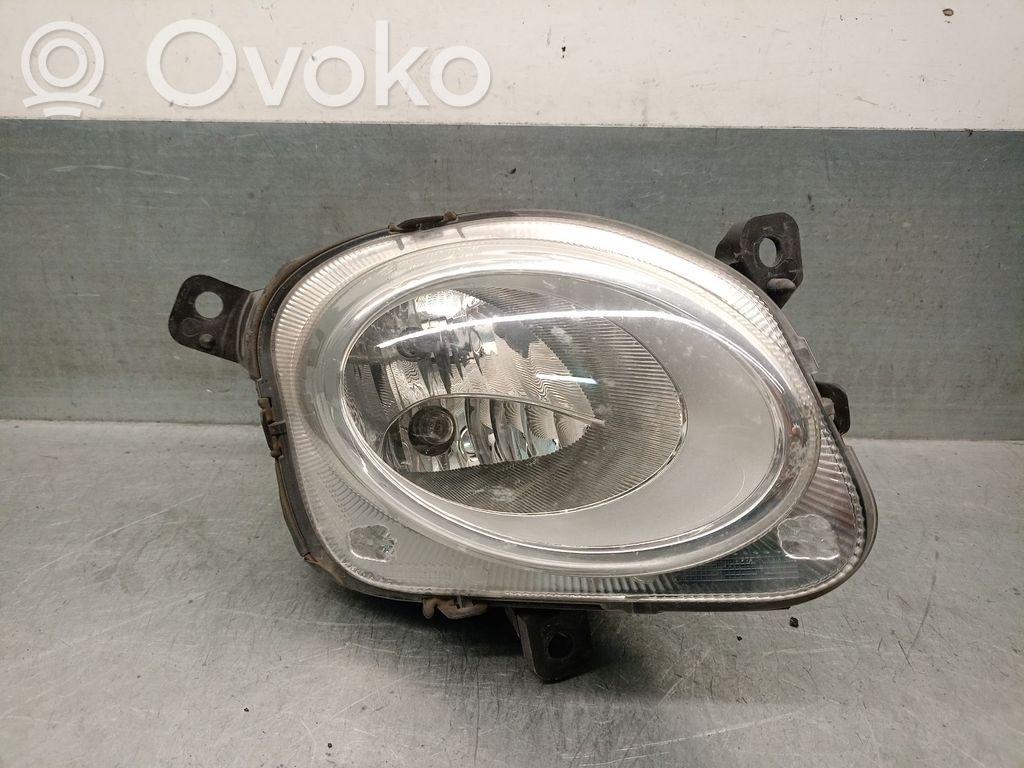 Fiat 500L Światło przeciwmgłowe przednie 