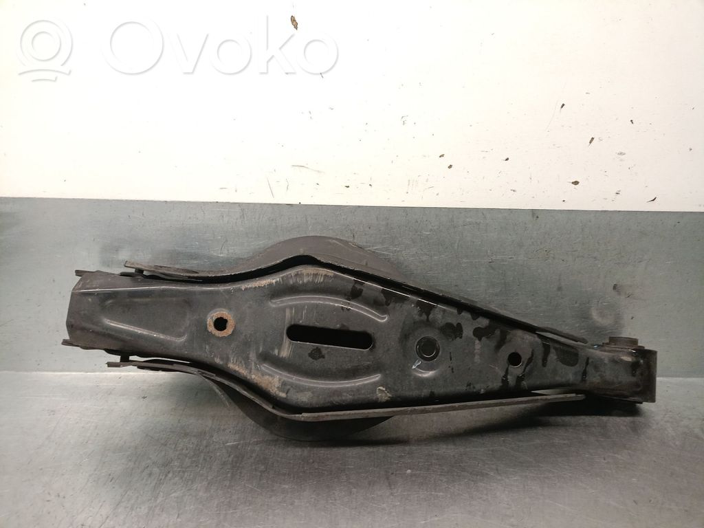 KIA Sorento Querlenker hinten 