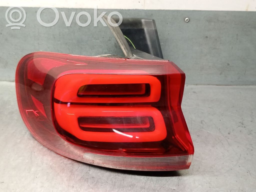 Citroen C5 Aircross Aizmugurējais lukturis virsbūvē 