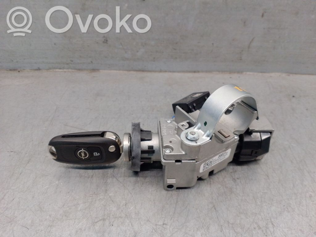 Užvedimo spynelė   39079928,39079928
