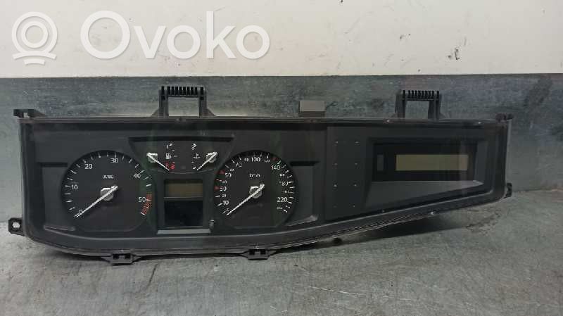 Renault Vel Satis Spidometrs (instrumentu panelī) 