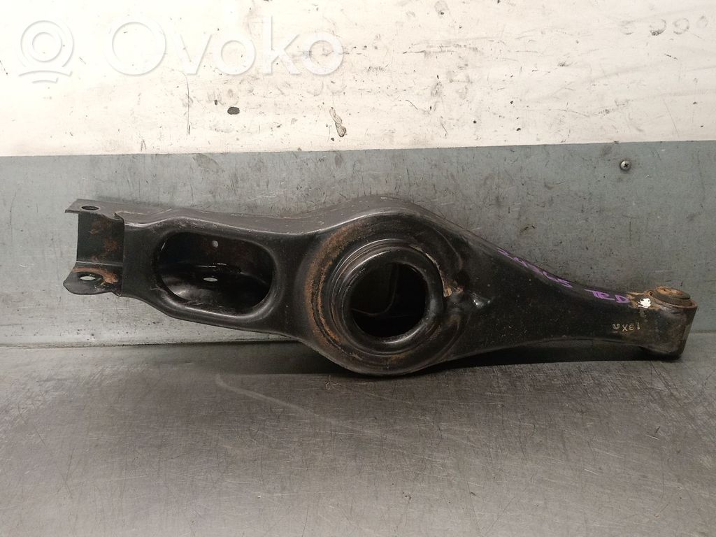 Mitsubishi Montero Braț control spate 