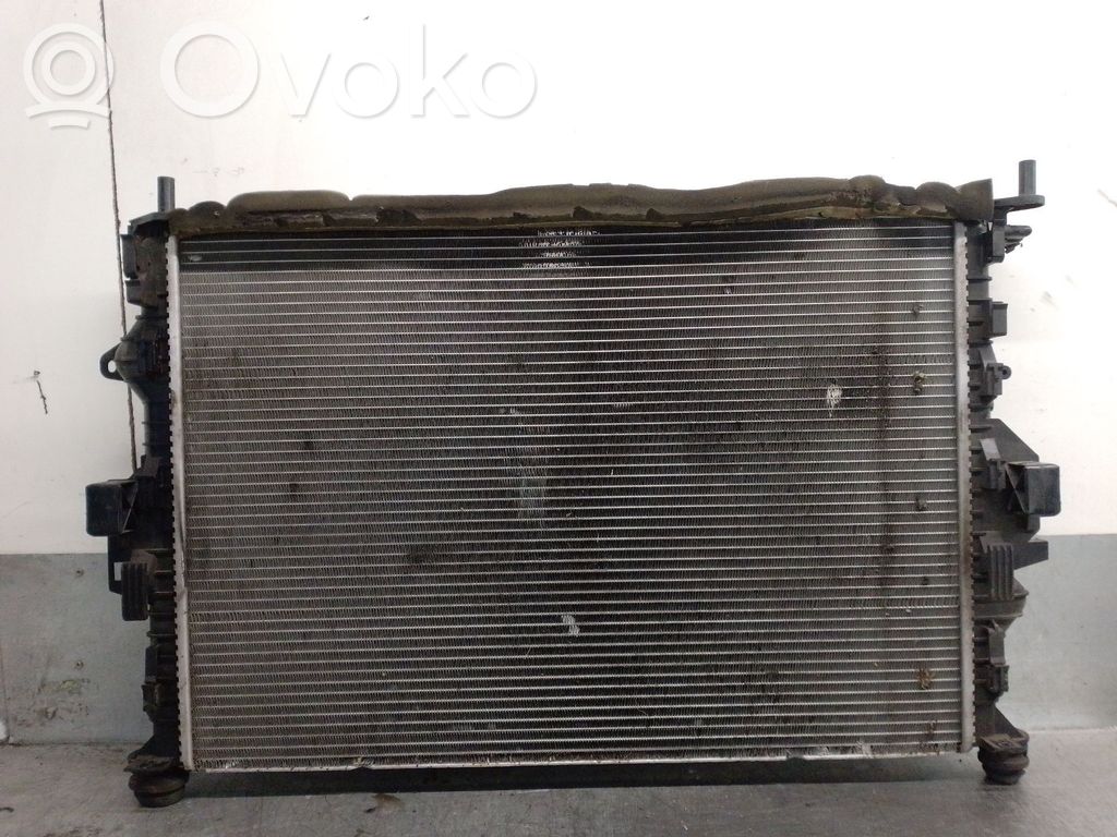 Ford Kuga II Aušinimo skysčio radiatorius 