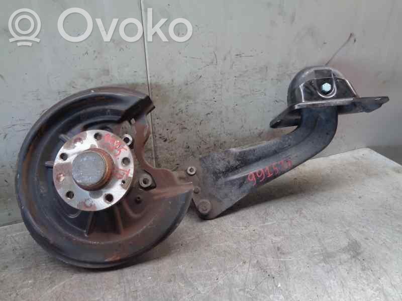 Skoda Octavia Mk2 (1Z) Fuso a snodo con mozzo ruota posteriore 