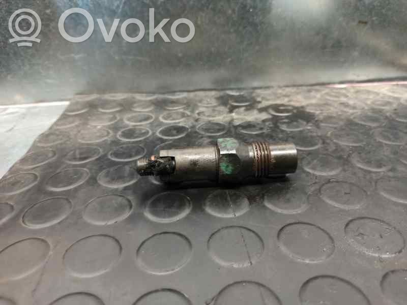 Ford Mondeo MK II Injector combustibil 