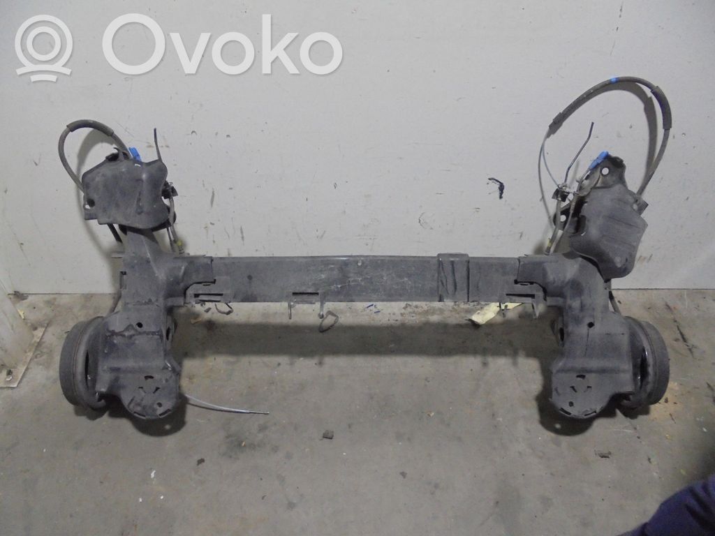 Peugeot 208 I Belka osi tylnej z reduktorem 