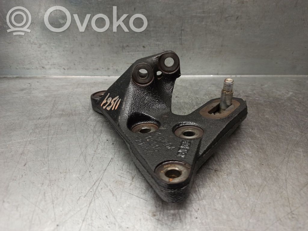 Toyota Prius (XW20) Suport tampon motor 