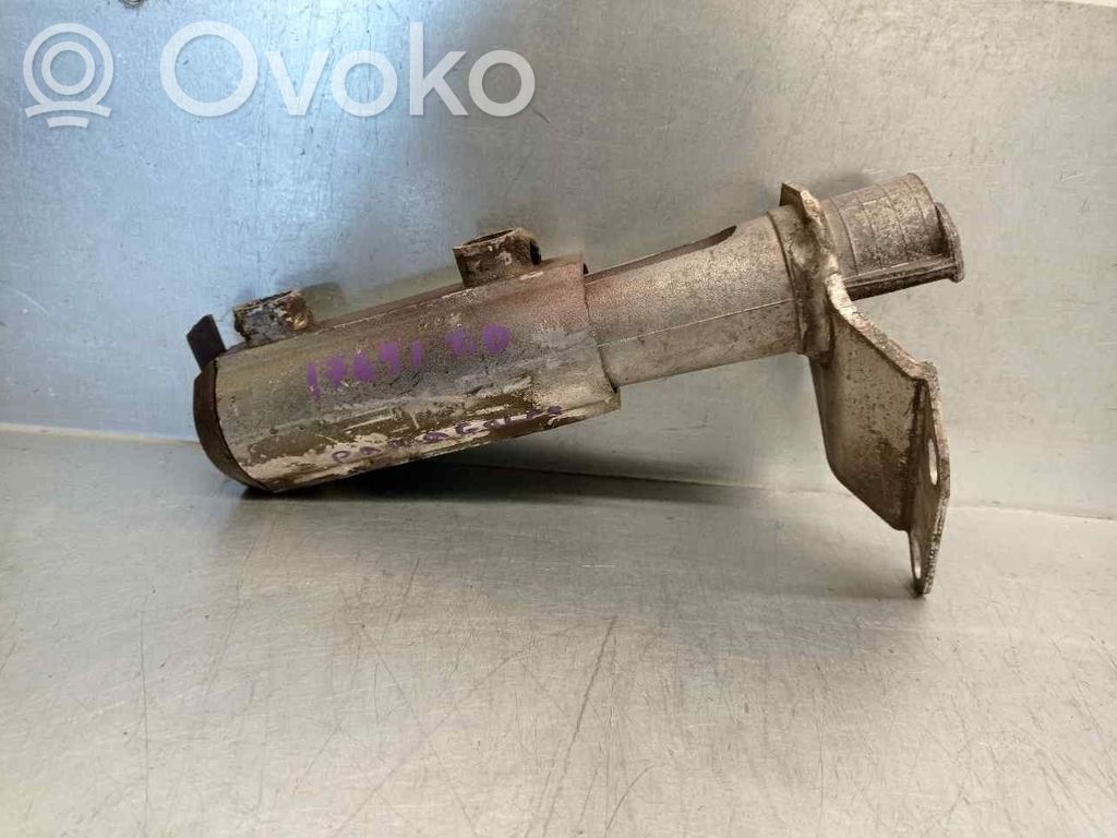 Audi 80 90 S2 B4 Front bumper mounting bracket 