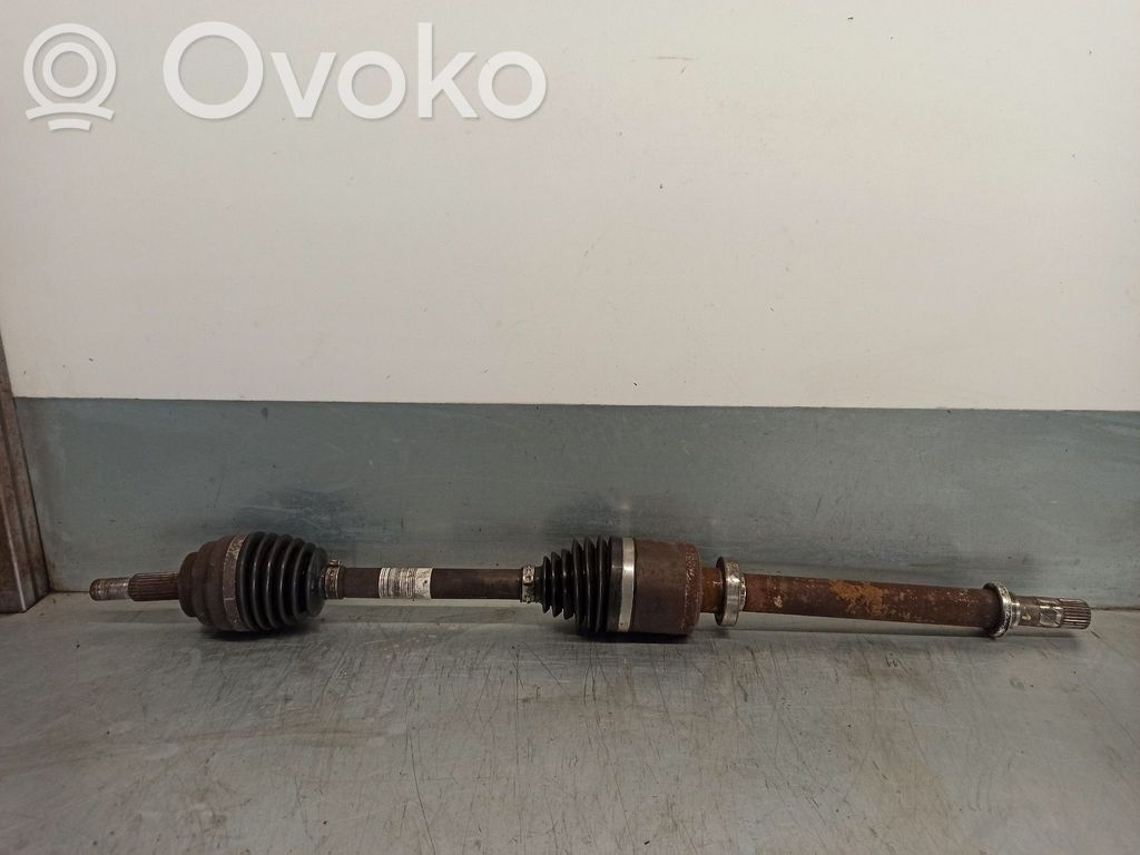 Nissan Kubistar Priekinis pusašis 