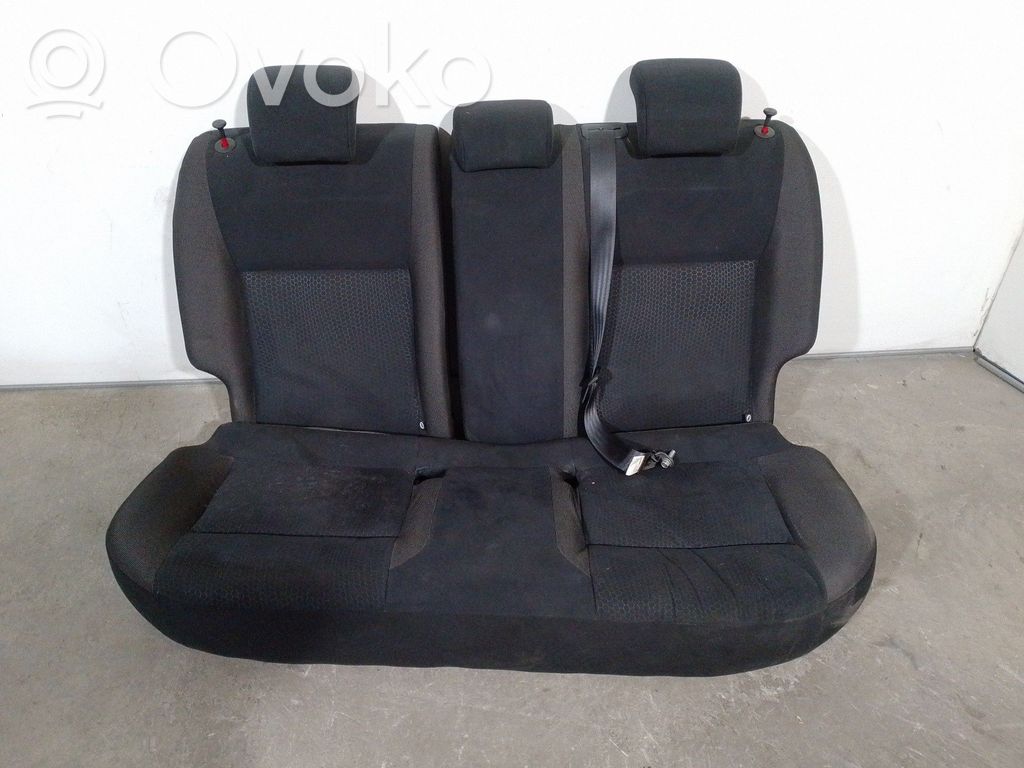 Nissan Juke I F15 Scaun spate 