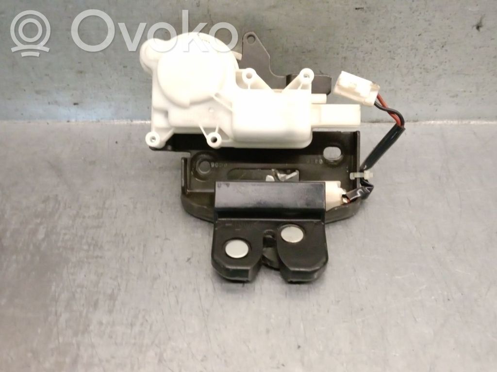 Mazda 6 Tailgate lock latch 