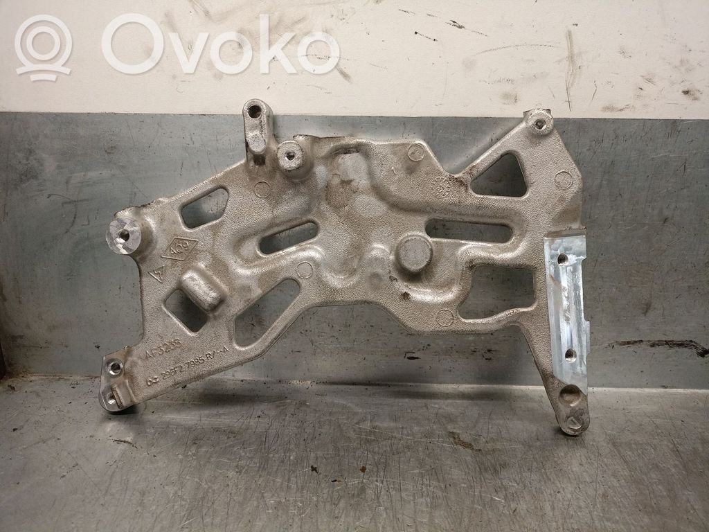 Smart ForFour II W453 Engine mount bracket 