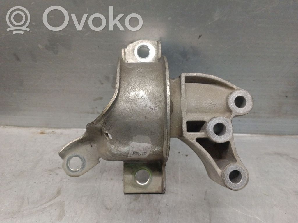Ford Ka Engine mount bracket 
