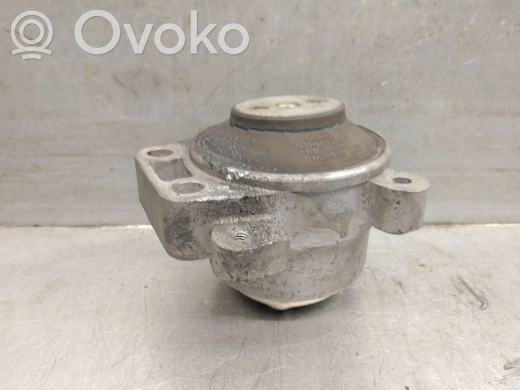 Ford Mondeo Mk III Engine mount bracket 