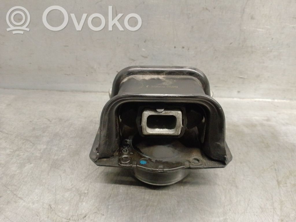 Peugeot 308 Engine mount bracket 