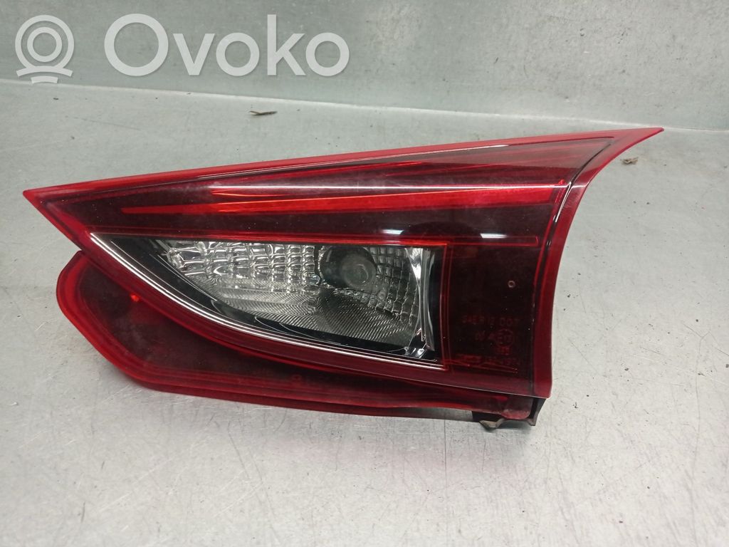 Mazda 3 III Galinis žibintas kėbule 