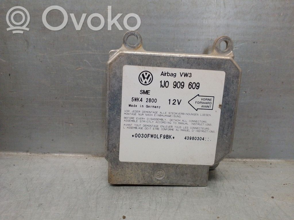 Volkswagen Golf SportWagen Unitate/modul de comandă airbaguri 