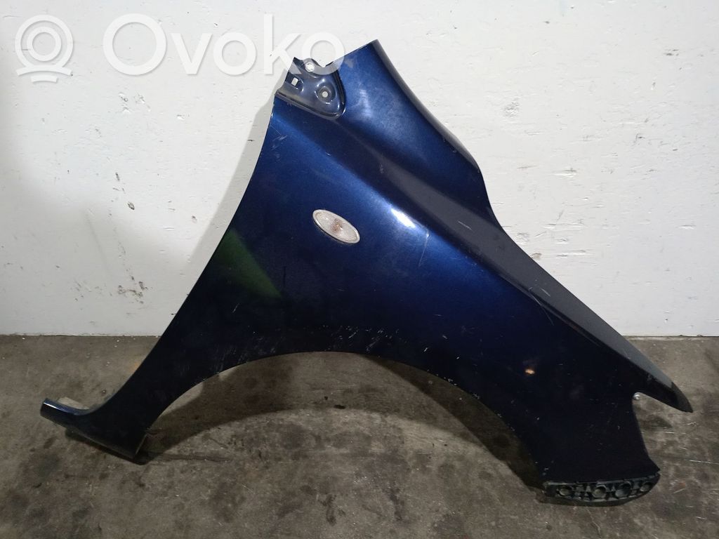Toyota Corolla E140 E150 Sparnas 