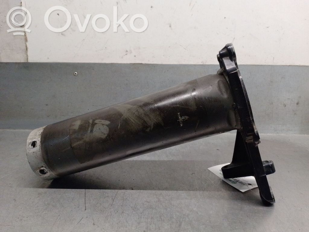 Front bumper mounting bracket   4E0806109,4E0805347E