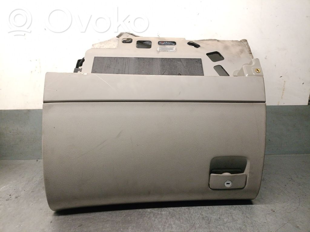 Audi A8 S8 D3 4E Glove box 