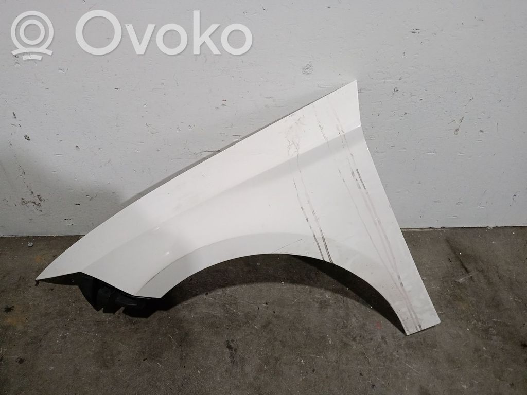Seat Leon (5F) Aripă 