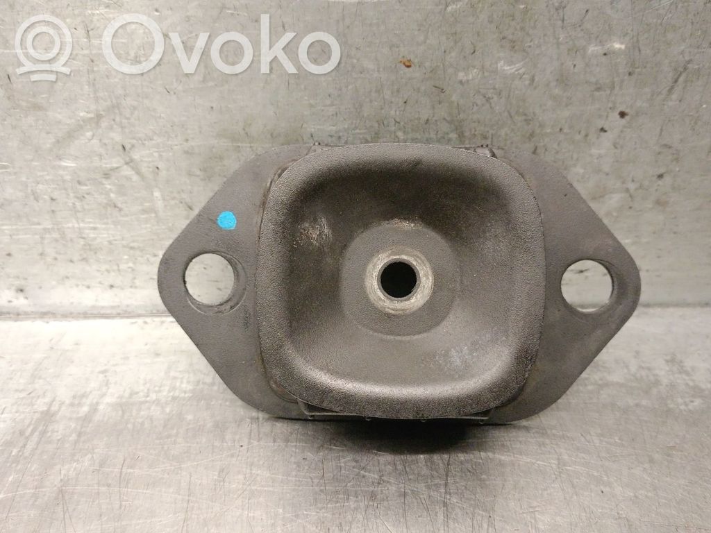 Engine mount bracket   112212579R,112212579R