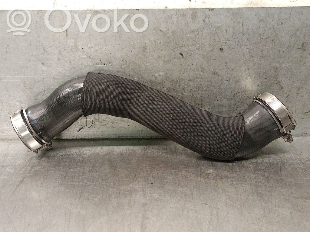Ilmastointilaitteen putki (A/C)   4E0145943,4E0145943
