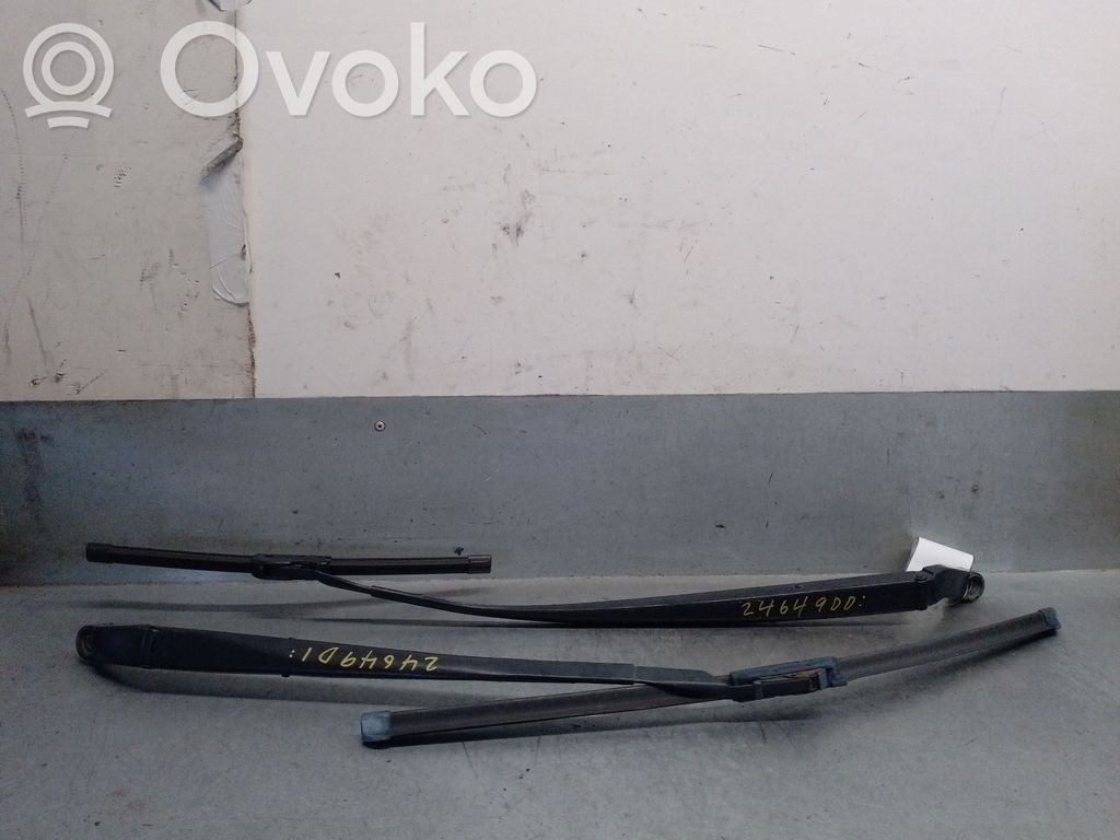 Toyota Corolla E140 E150 Wischerarm vorne 