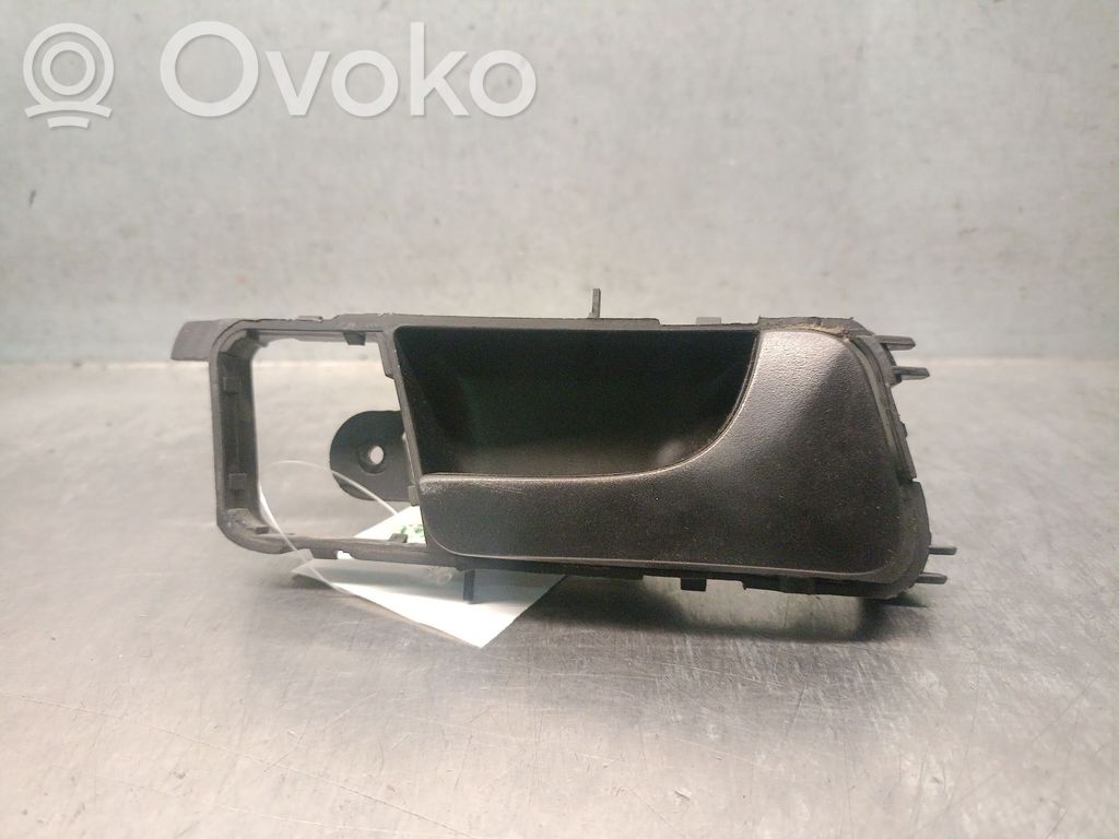 Daewoo Nubira Manecilla interna puerta trasera 