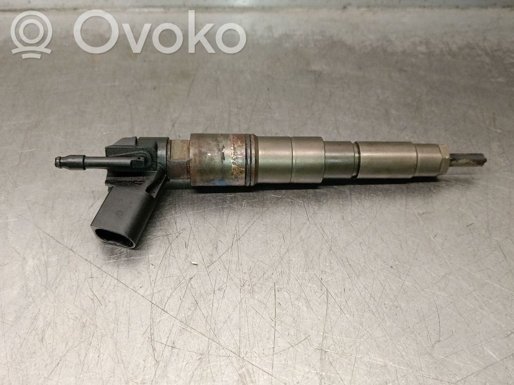BMW X5 E70 Fuel injector 