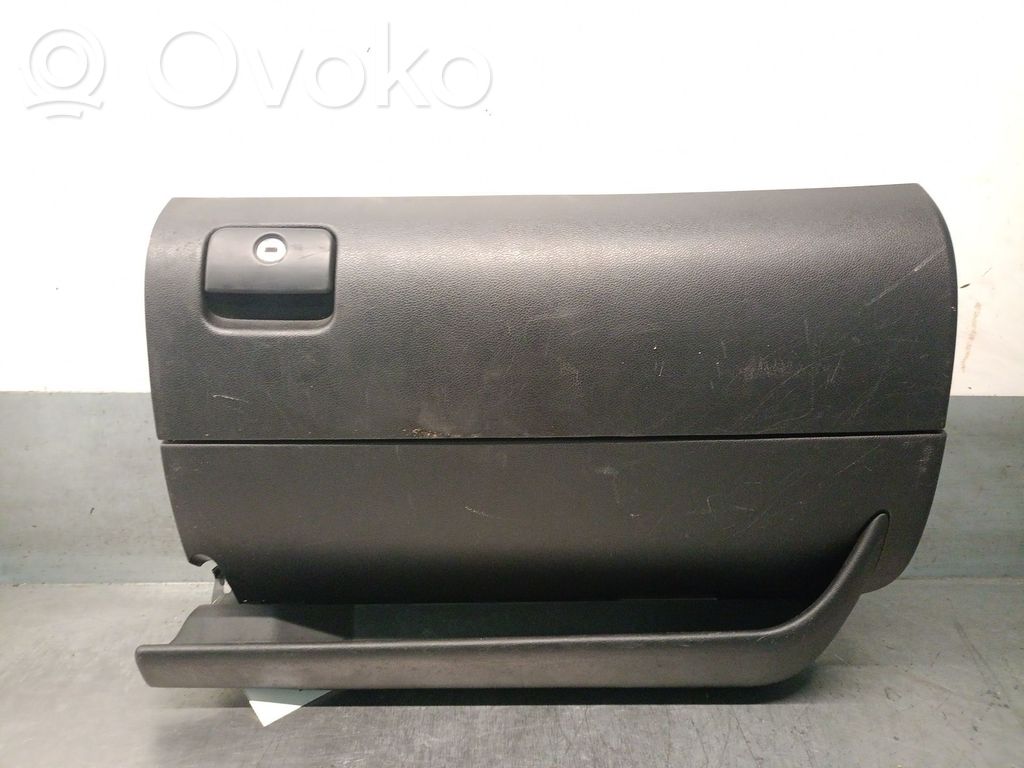 Seat Toledo II (1M) Guantera 