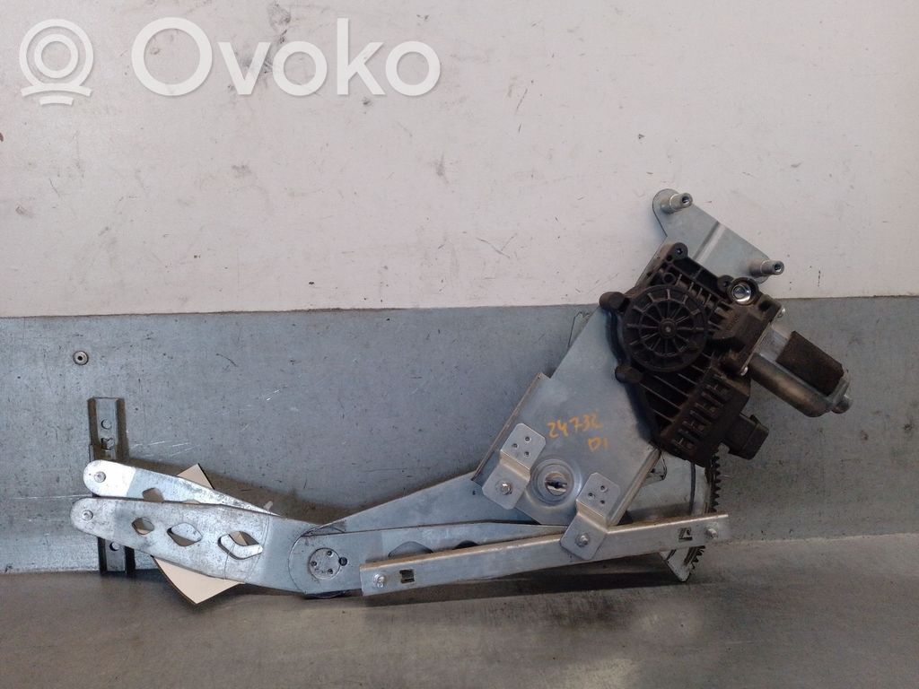 Opel Zafira B Manualny podnośnik szyby drzwi przednich 