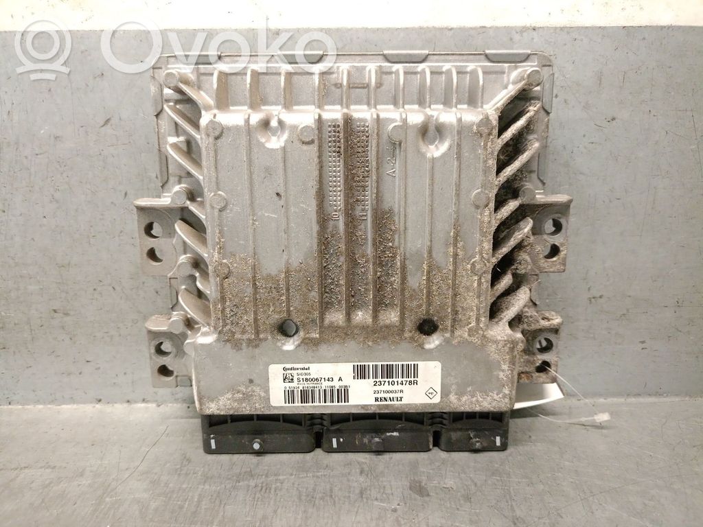 Renault Megane III Unitate/modul de control motor 