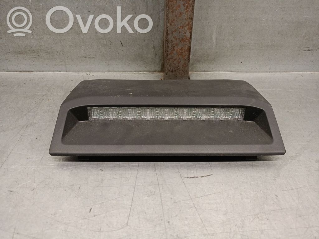 Toyota Corolla E160 E170 Luce d’arresto centrale/supplementare 