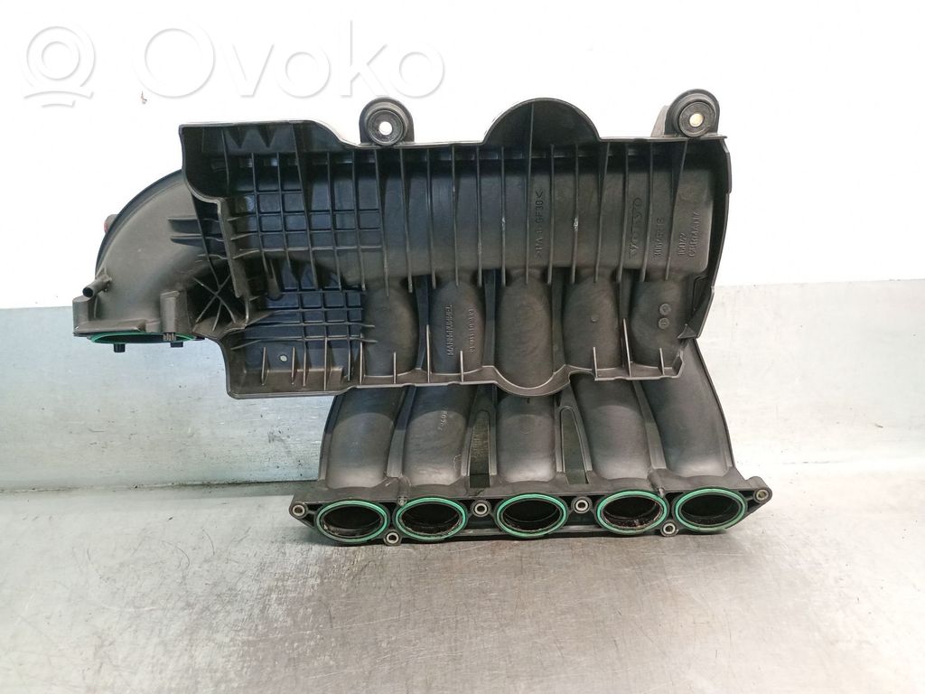 Volvo V50 Colector de admisión 