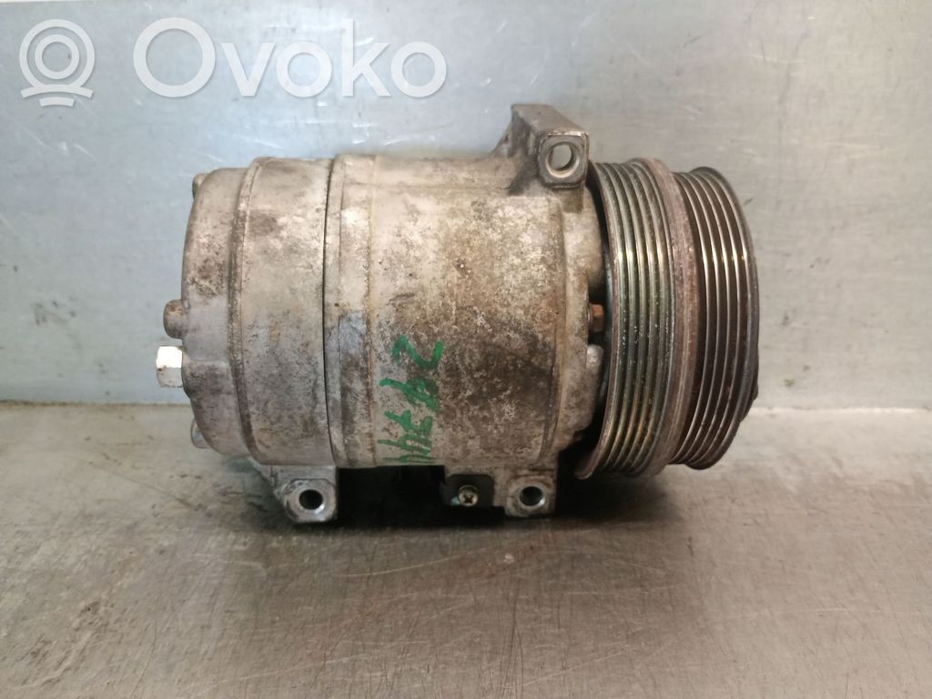 Volvo V50 Kompresor / Sprężarka klimatyzacji A/C 