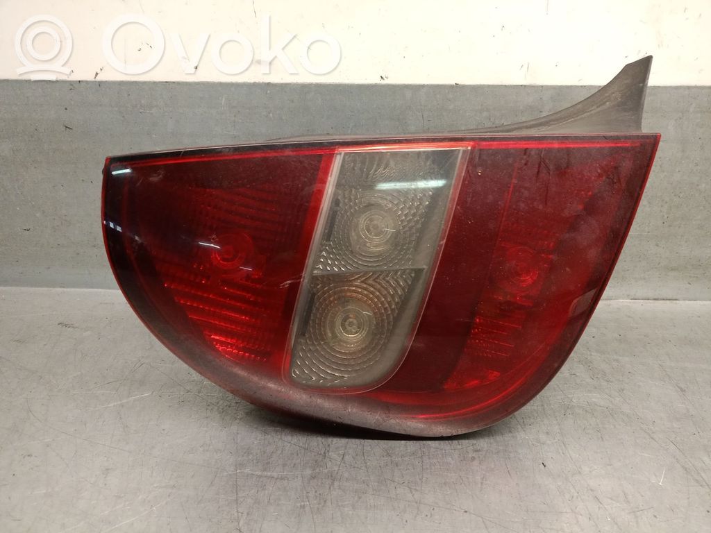 Citroen C5 Aizmugurējais lukturis virsbūvē 