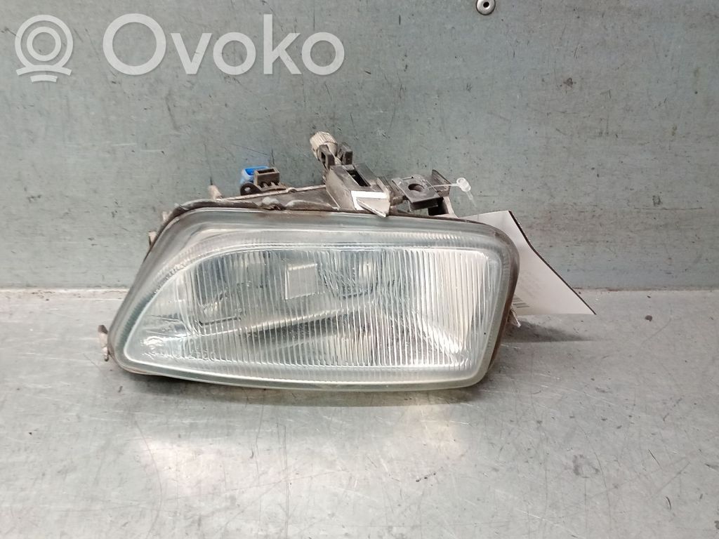 Citroen Saxo Etusumuvalo 