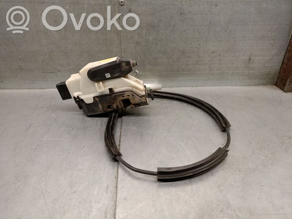 Opel Combo E Zamek drzwi tylnych 