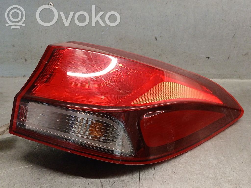 Hyundai i30 Luz trasera/de freno 