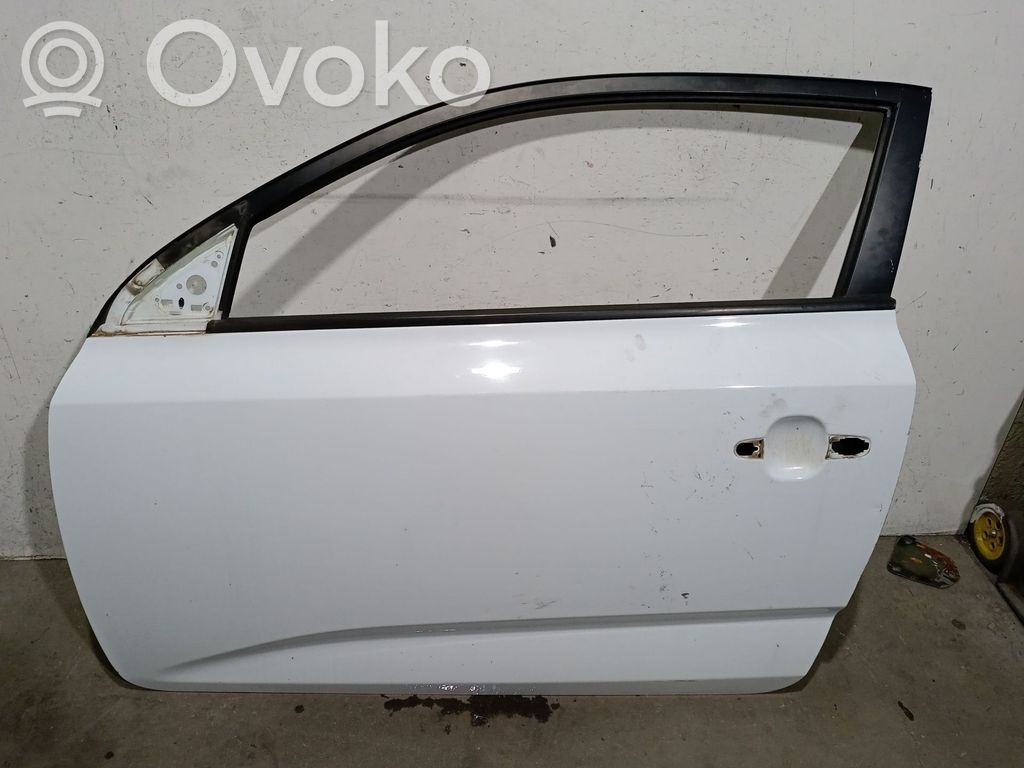 KIA Pro Cee'd I Дверь 