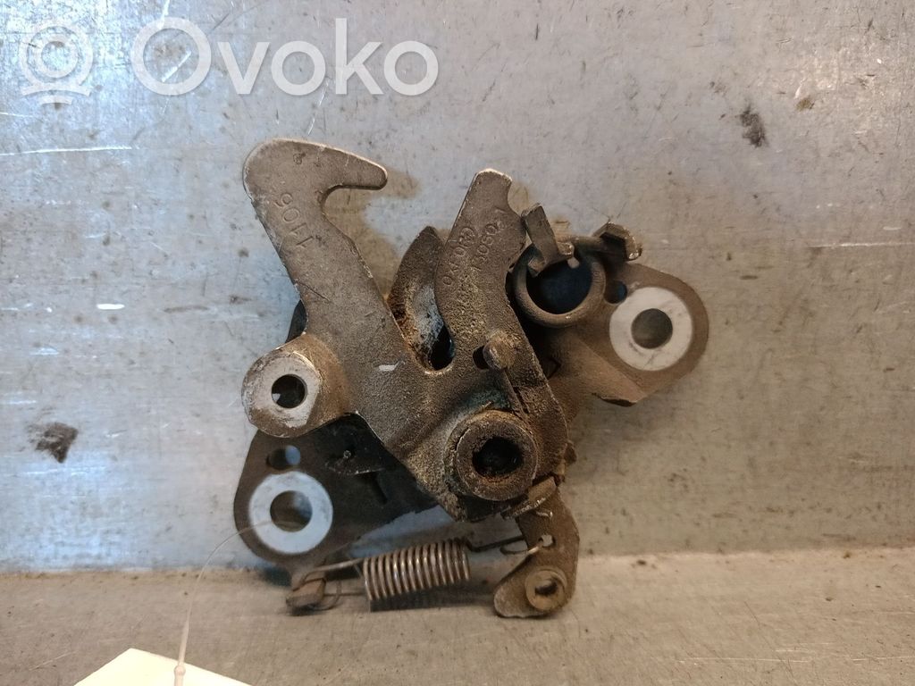Citroen C8 Tie down hook / loop 