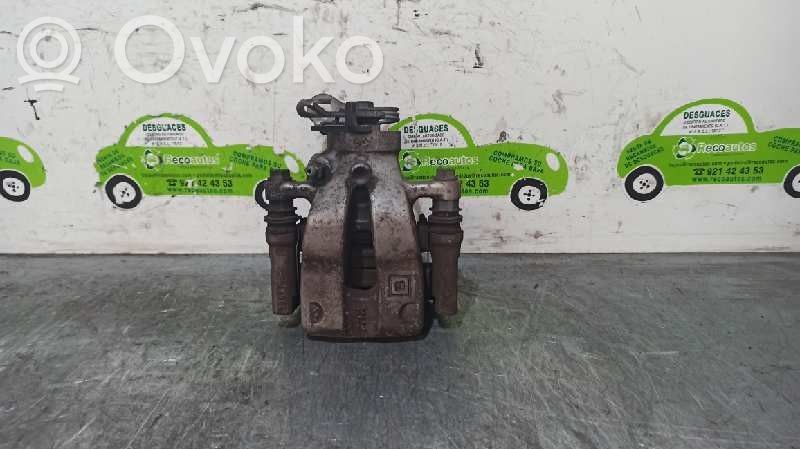 Opel Corsa E Задний суппорт 