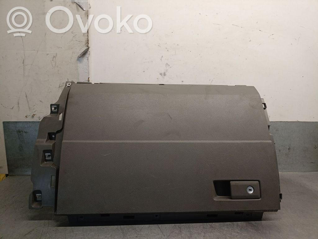 Volkswagen Crafter Schowek deski rozdzielczej 