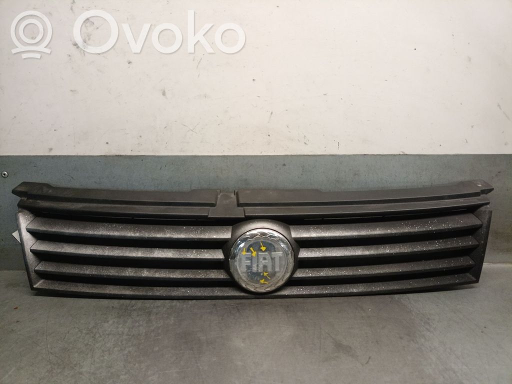 Fiat Stilo Etusäleikkö 