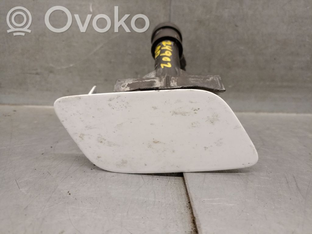 Audi Q3 8U Dysza spryskiwacza lampy przedniej 