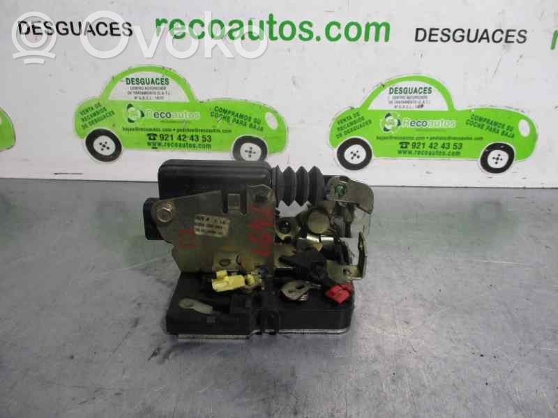 Dacia Logan Pick-Up Etuoven lukko 