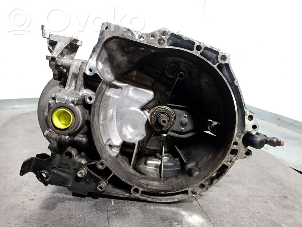 Peugeot Expert Boîte de vitesses manuelle à 5 vitesses