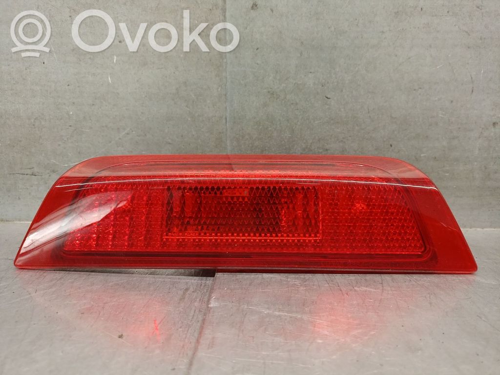 Nissan Micra Luce d’arresto centrale/supplementare 
