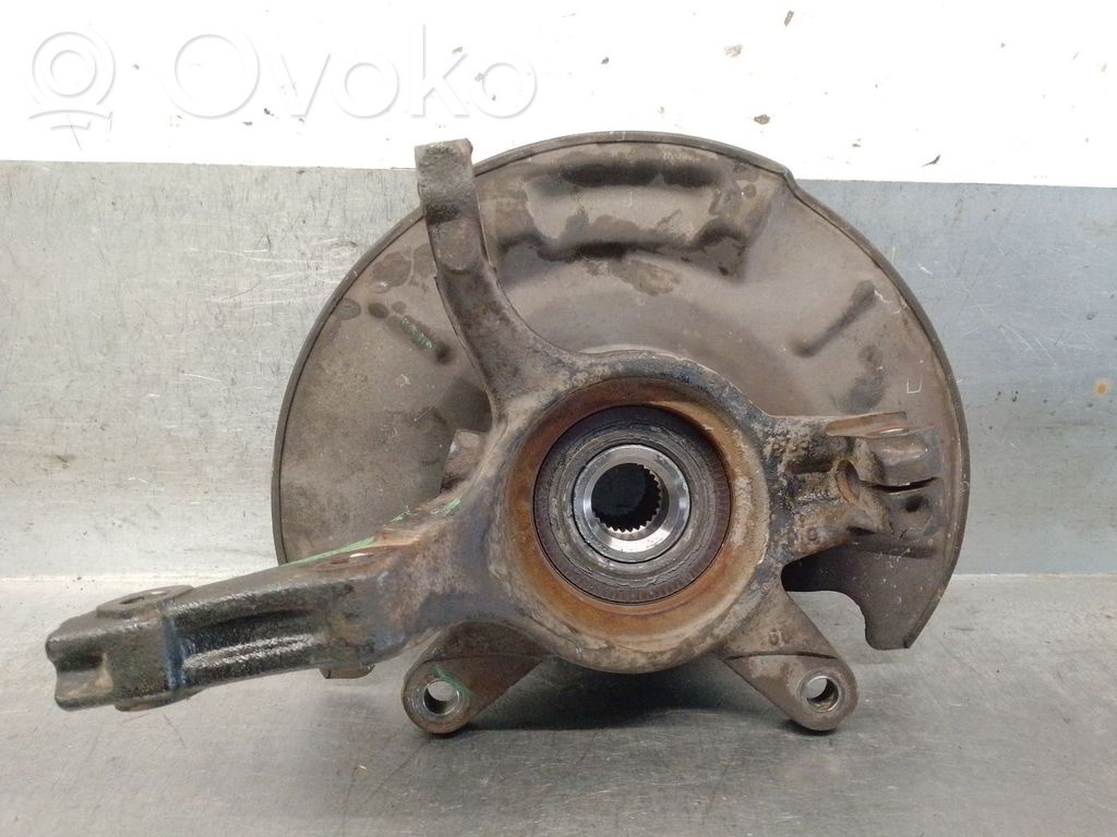Suzuki SX4 Zwrotnica koła przedniego 